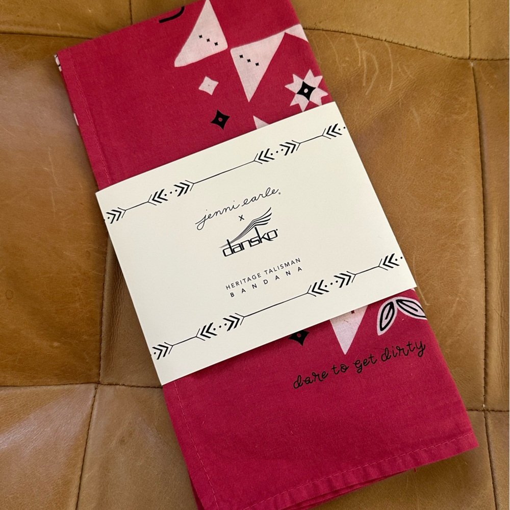 NWT Jenni Earle x Dansko heritage talisman bandana
